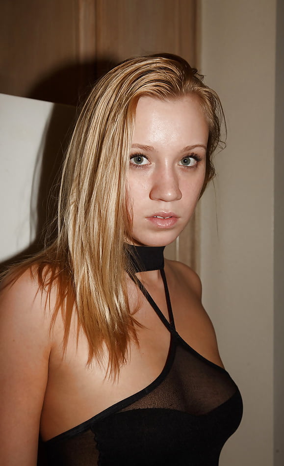 Stunning Nordic blonde in black lingerie 22